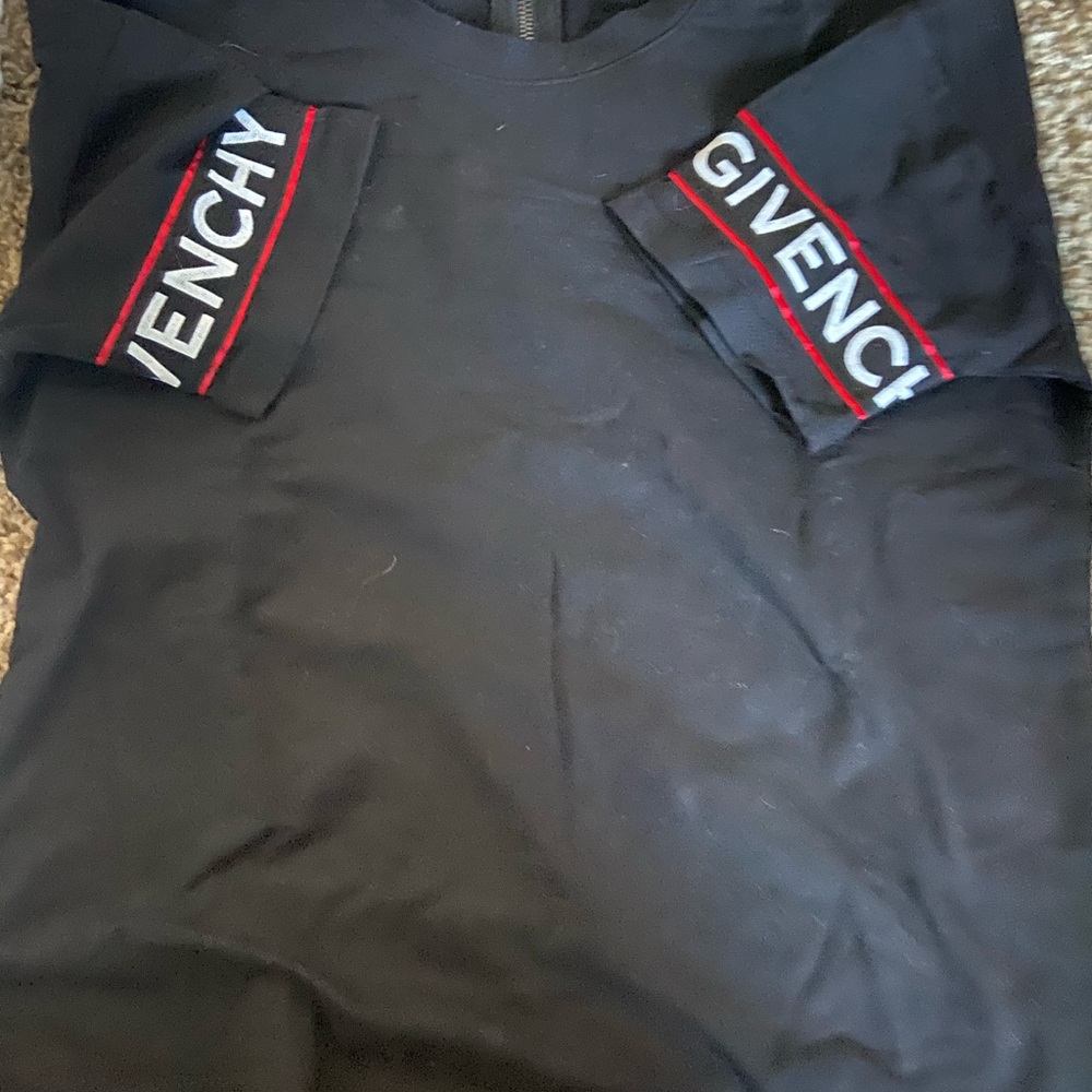 NWT Givenchy tee